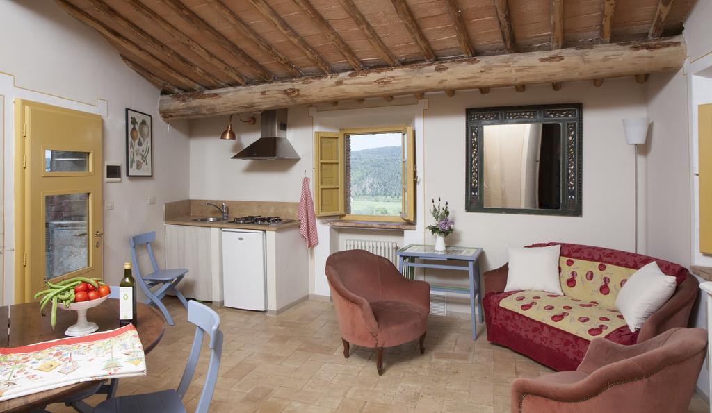 Agriturismo Borgo Personatina Sovicille Luaran gambar